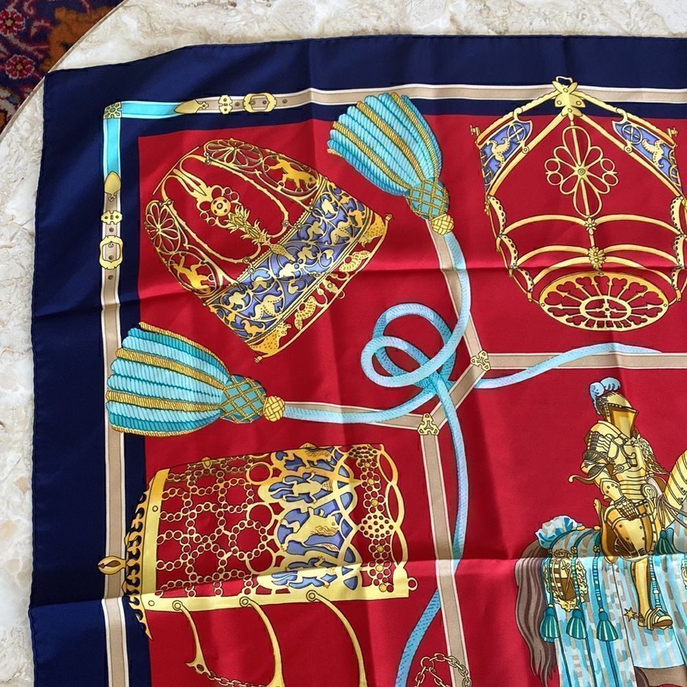 Authentic Les Muserolles HERMÈS© Carre Large Silk Scarf - Picture 4 of 16